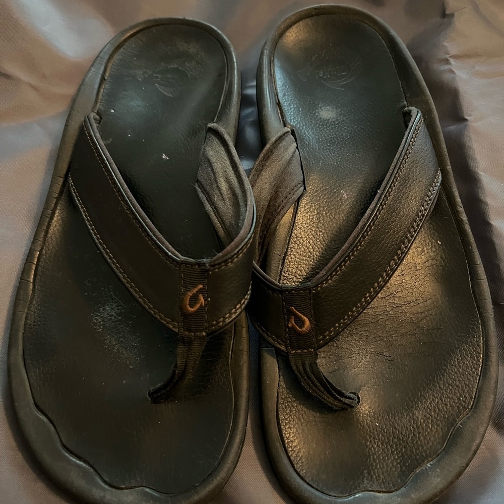 OluKai Ohana Leather